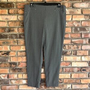 WOMEN’S legging like dress pants nwot Size 18
